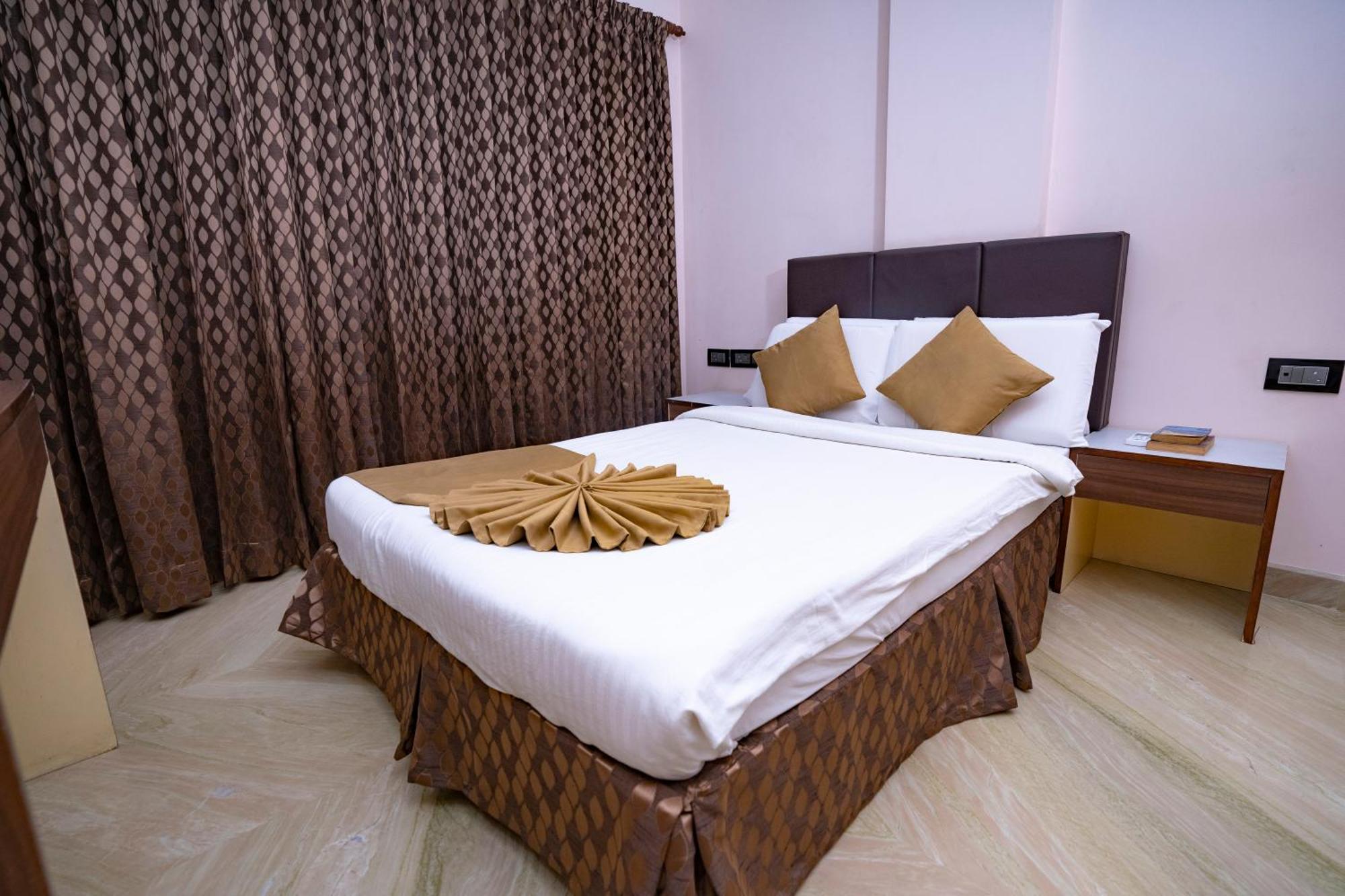 Ss Mystic Apartotel บังกาลอร์ ภายนอก รูปภาพ